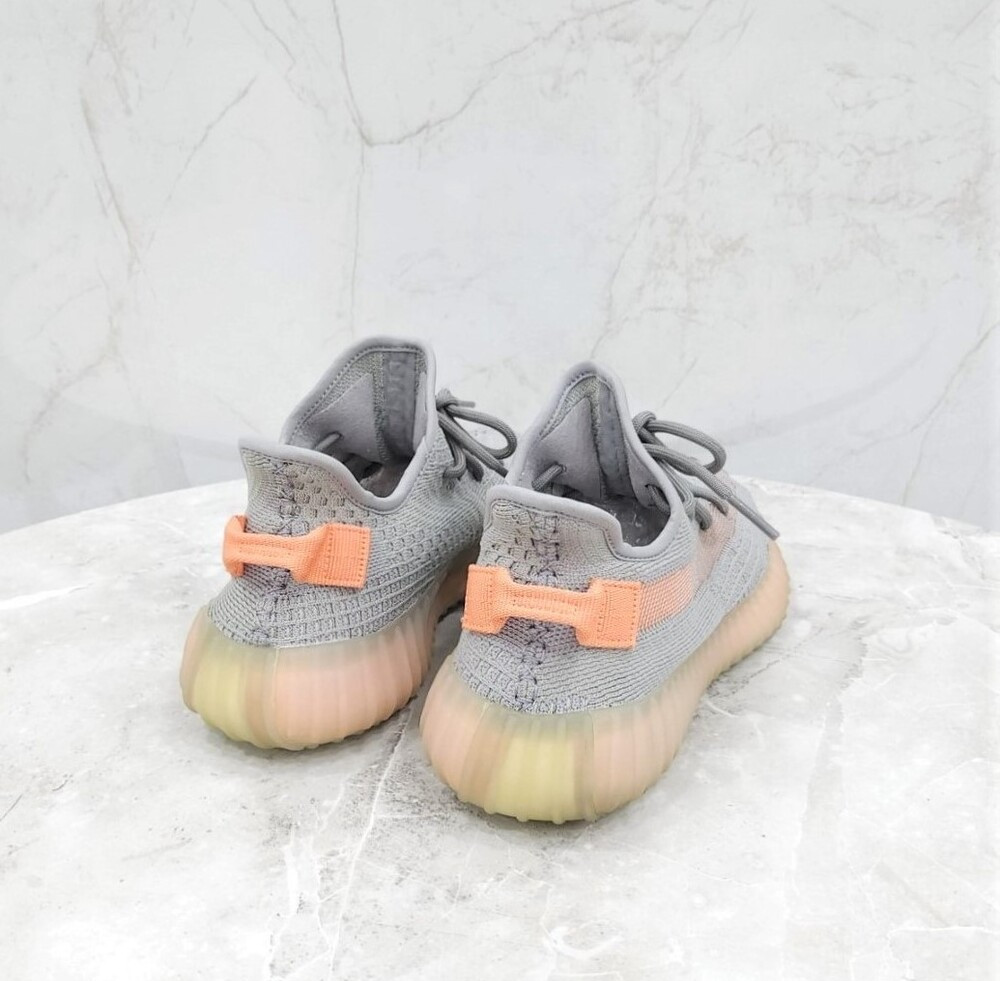 [럭스유] (새상품) US7.5 / 아디다스 이지부스트 350 V2 트루폼 EG7492