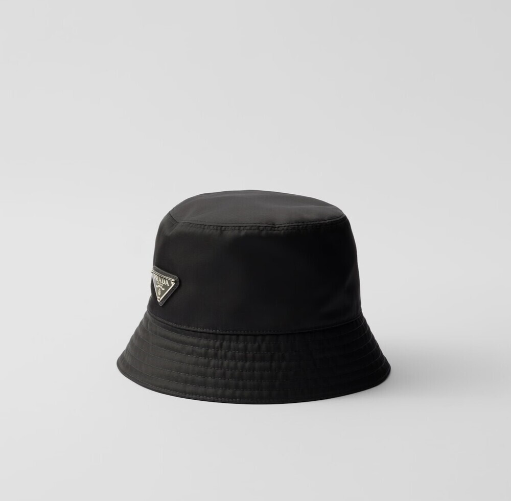 [럭스유] 프라다 삼각로고 나일론 버킷햇 M 1HC137