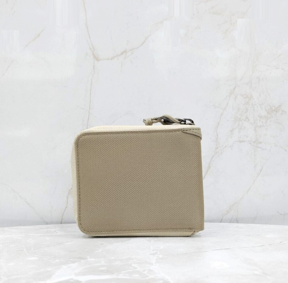 [럭스유] (새상품) 디올 바이 미스테리 팬치 지퍼 지갑 베이지 2ESBC092MRN