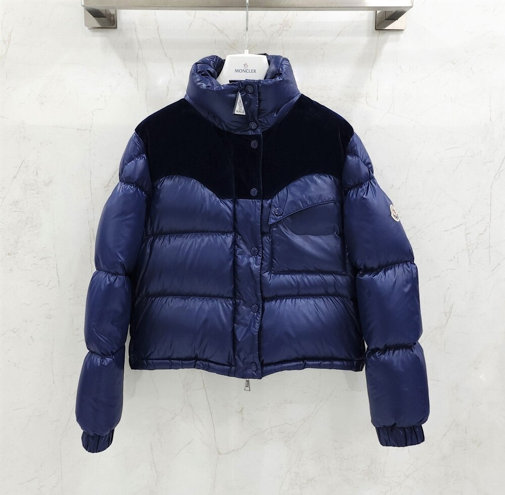 [럭스유] 0 / 몽클레어 나르마다 쇼트 다운 패딩 I20931A00101