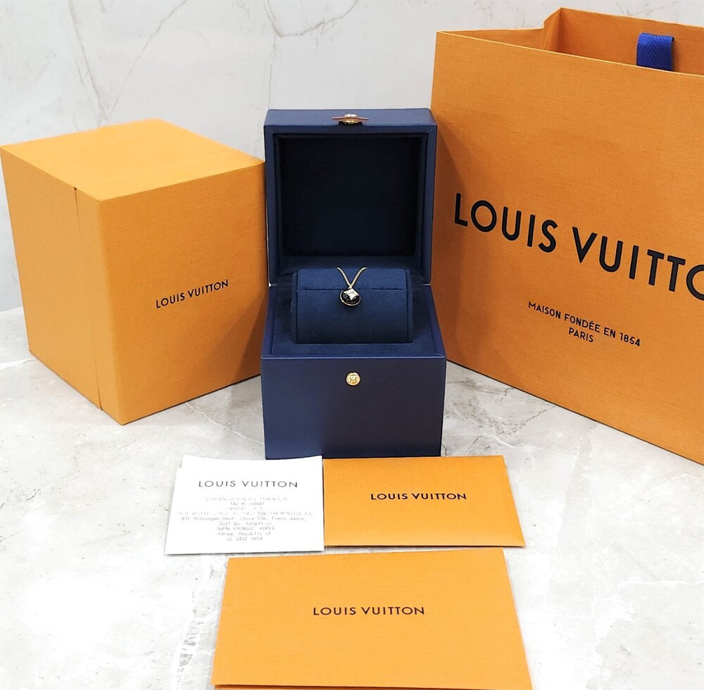 [럭스유] 루이비통 B 블라썸 펜던트 다이아 목걸이 Q93758