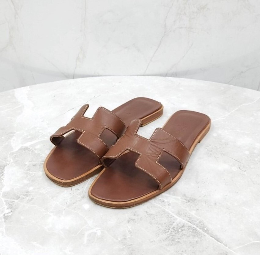 [럭스유] 37 / 에르메스 골드 오란 샌들 슬리퍼 H021056Z