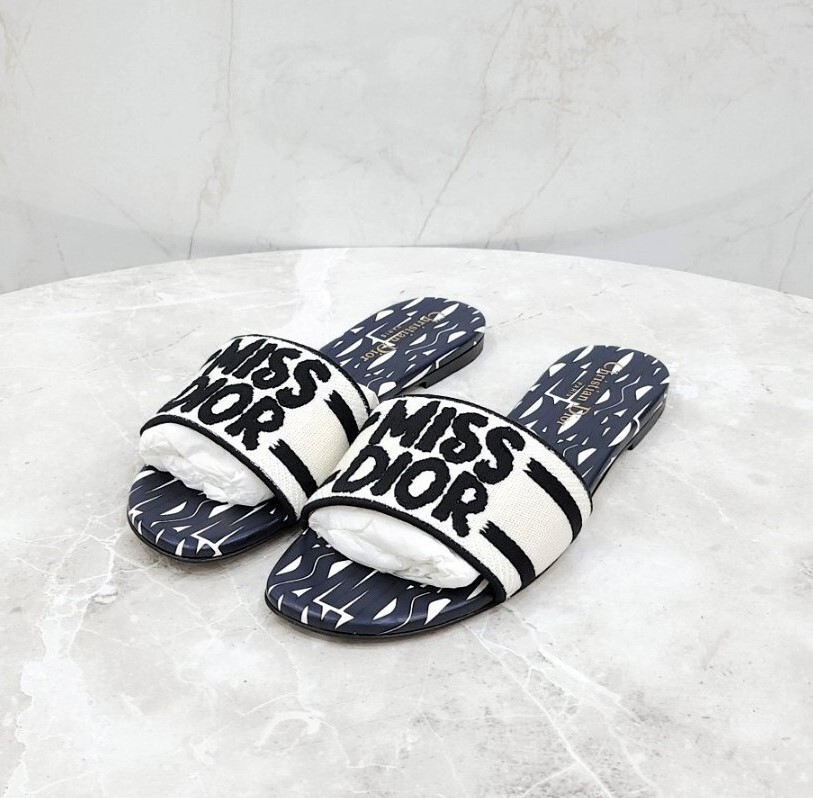 [럭스유] 38 / 디올 미스 디올 자수 코튼 뮬 슬리퍼 KCO109EZO68B