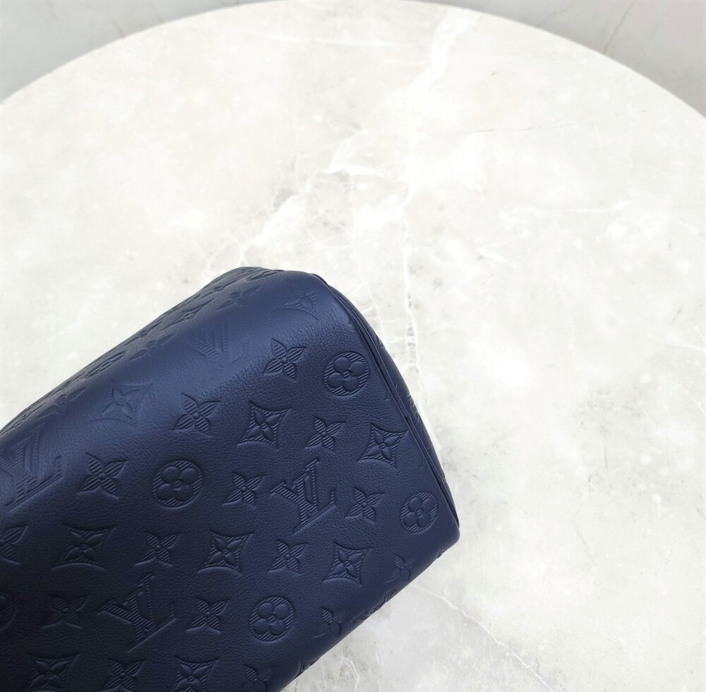 [럭스유] (새상품) 루이비통 돕 키트 쉐도우 모노그램 네이비 블루 M14843