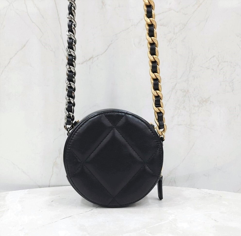 [럭스유] 샤넬 19 동그리 체인 미니 크로스백 30번대 AP0945