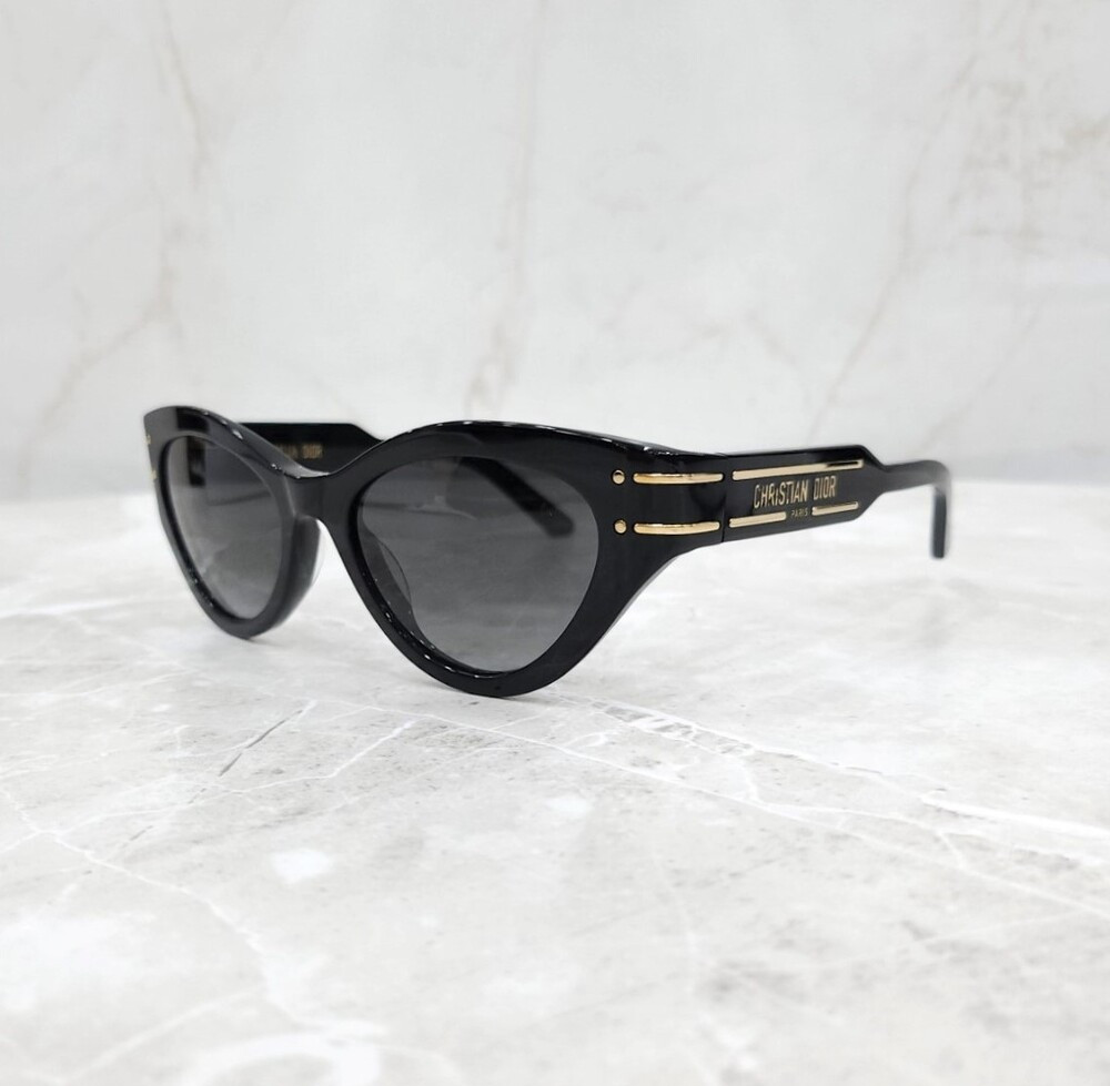 [럭스유] 디올 시그니쳐 B7I 선글라스 블랙 버터플라이 DSGTB7IXR_10A1