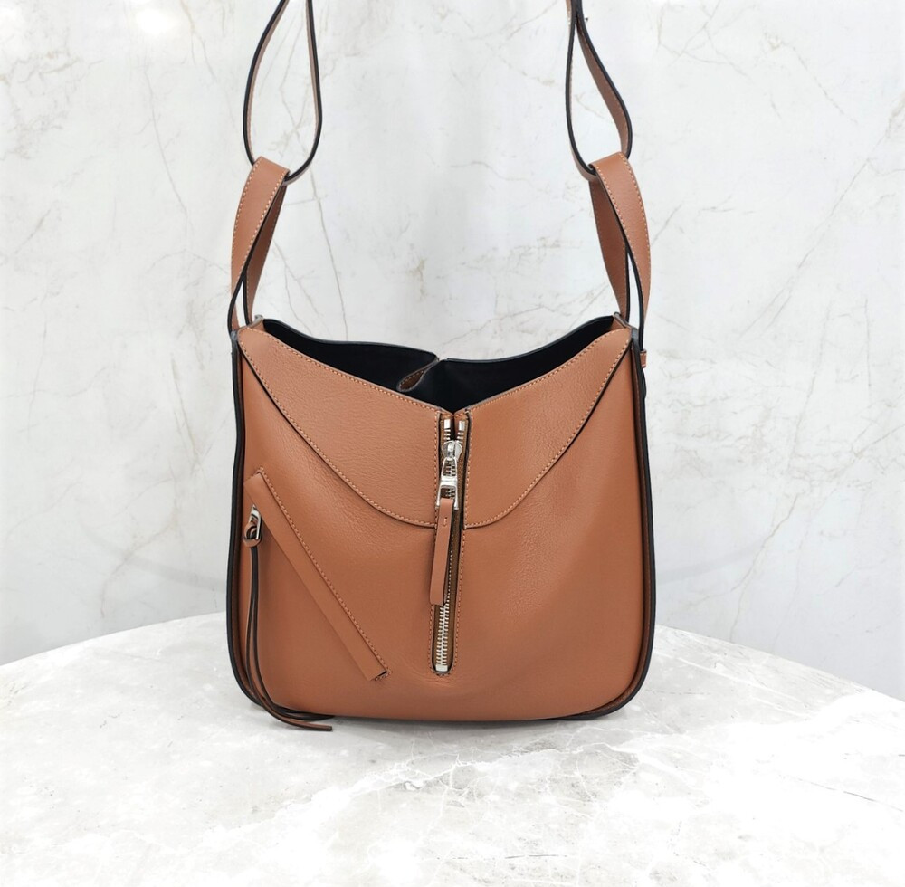 [럭스유] 로에베 스몰 해먹 백 클래식 카프스킨 0010110567