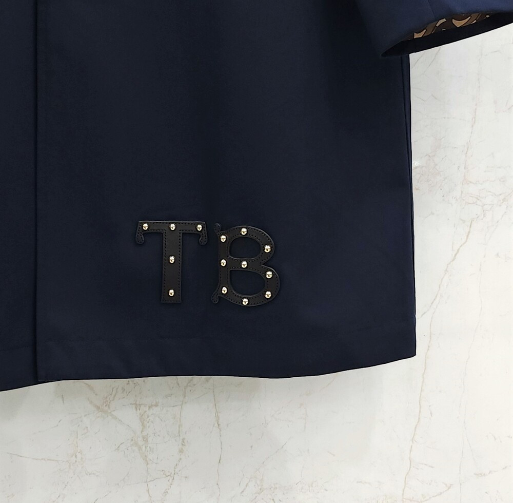 [럭스유] (새상품) 46 / 버버리 토마스 리미티드 TB자수 로고 트렌치코트