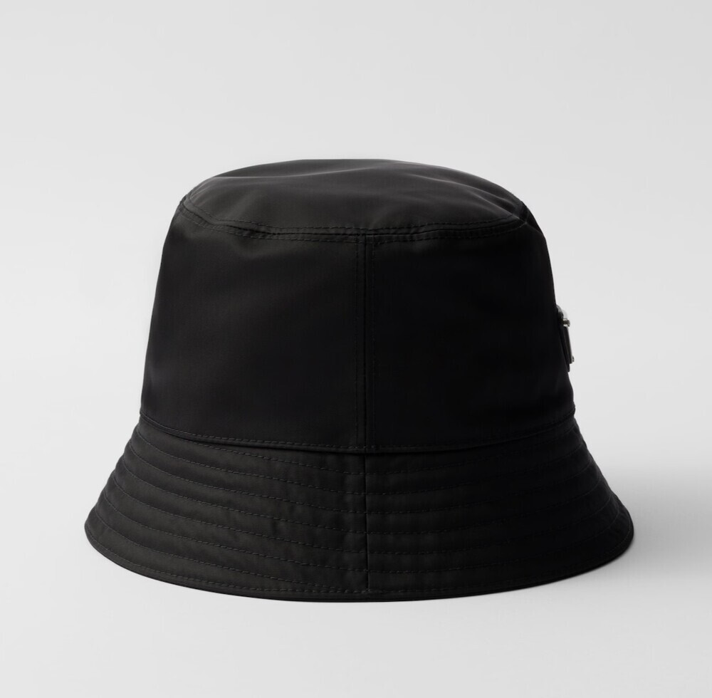 [럭스유] 프라다 삼각로고 나일론 버킷햇 M 1HC137