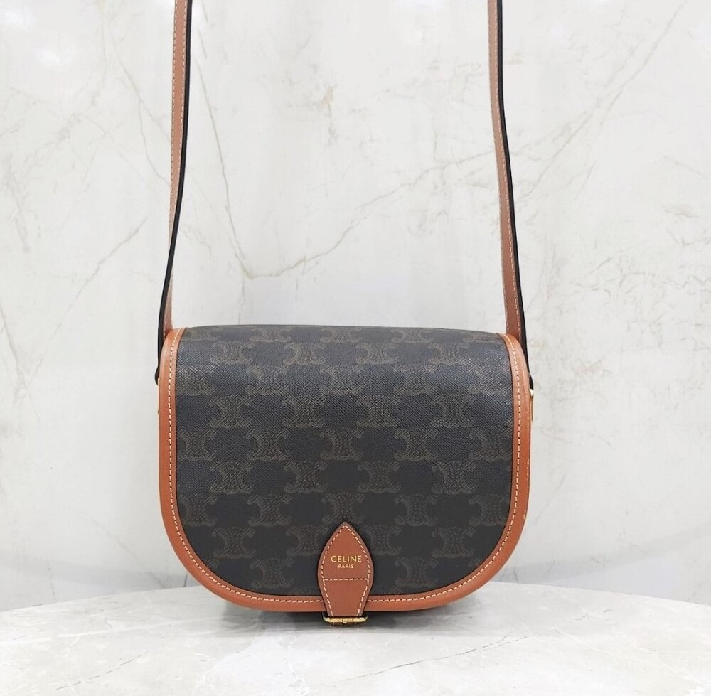 [럭스유] 셀린느 트리옹프 캔버스 미디엄 폴코백 191502BZJ