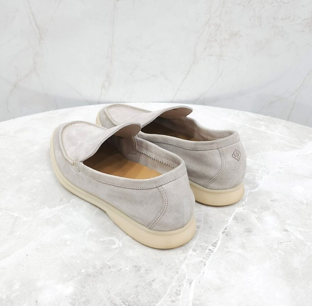 [럭스유] 40 / 로로피아나 그레이 썸머워크 스웨이드 로퍼