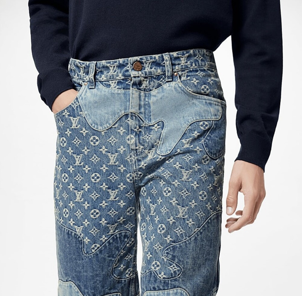 [럭스유] 30 / 루이비통 X 니고 모노그램 패치워크 데님 팬츠 1A9GGL