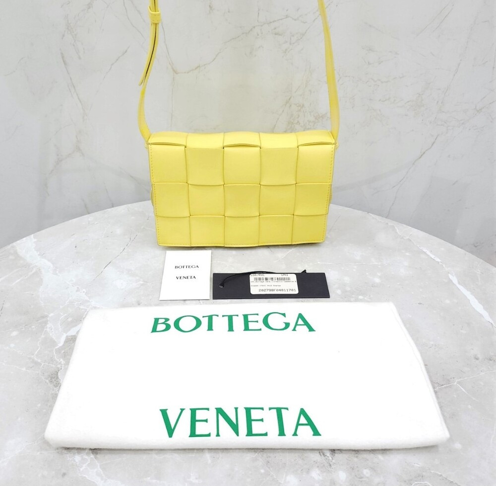 [럭스유] 보테가베네타 인트레치아토 스몰 카세트 백 578004