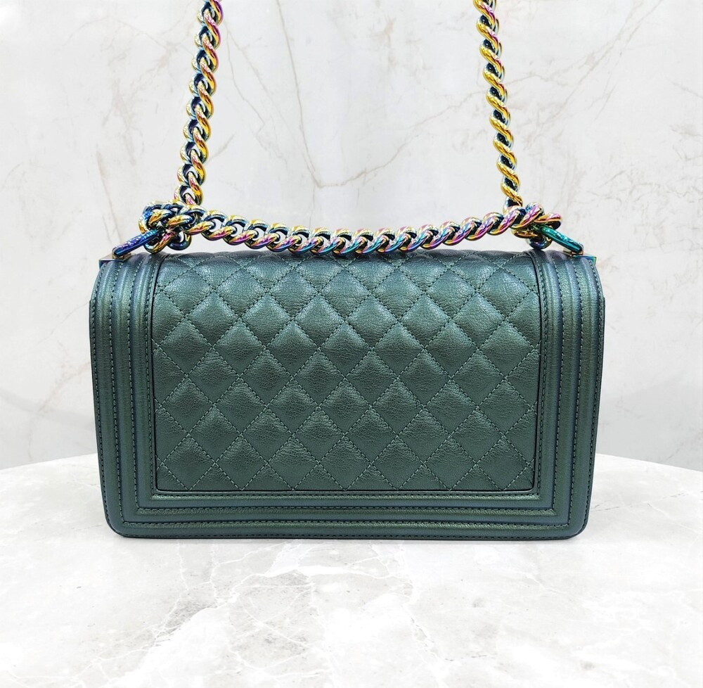 [럭스유] 샤넬 레인보우 보이백 미디움 플랩백 21번대 A67086