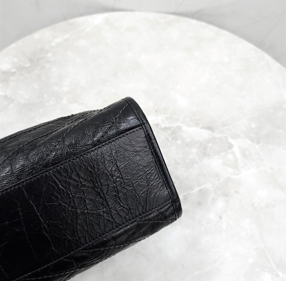 [럭스유] 생로랑 니키 레더 쇼핑백 블랙 577999