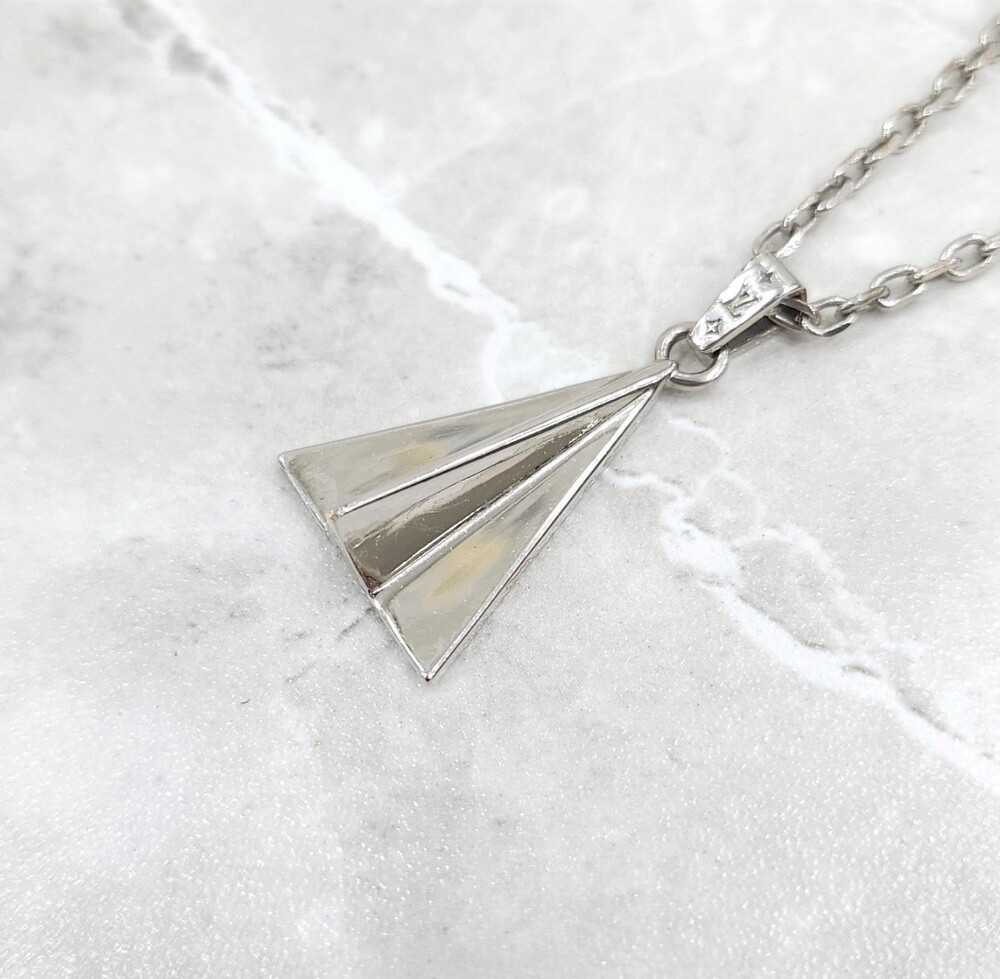 [럭스유] 루이비통 LV 페어플레인 큐빅 실버 목걸이 M01034