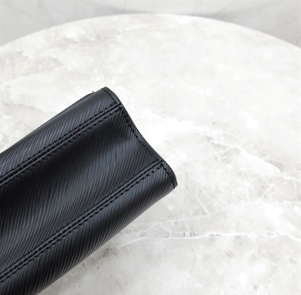 [럭스유] 루이비통 트위스트 PM 에피 숄더백 M21119