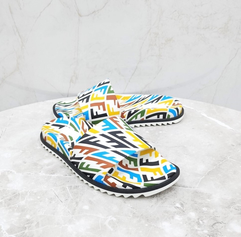 [럭스유] 6 / 펜디 FF 로고 프린팅 슬리퍼 7X1433