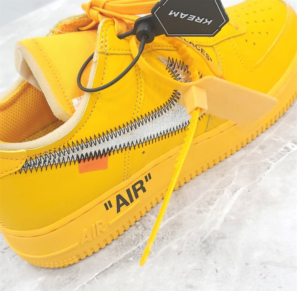 [럭스유] (새상품) 260 / 나이키 X 오프화이트 에어포스1 로우 유니버시티 골드