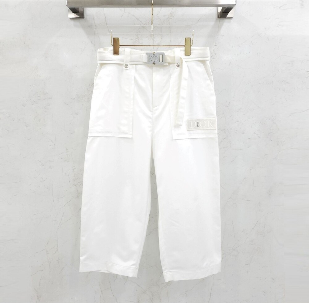 [럭스유] 46 / 디올 X 사카이 한정판 CD 버클 크롭 팬츠 213C122B4451
