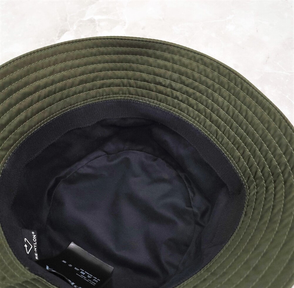 [럭스유] (새상품) 프라다 삼각로고 리나일론 버킷햇 L 2HC137