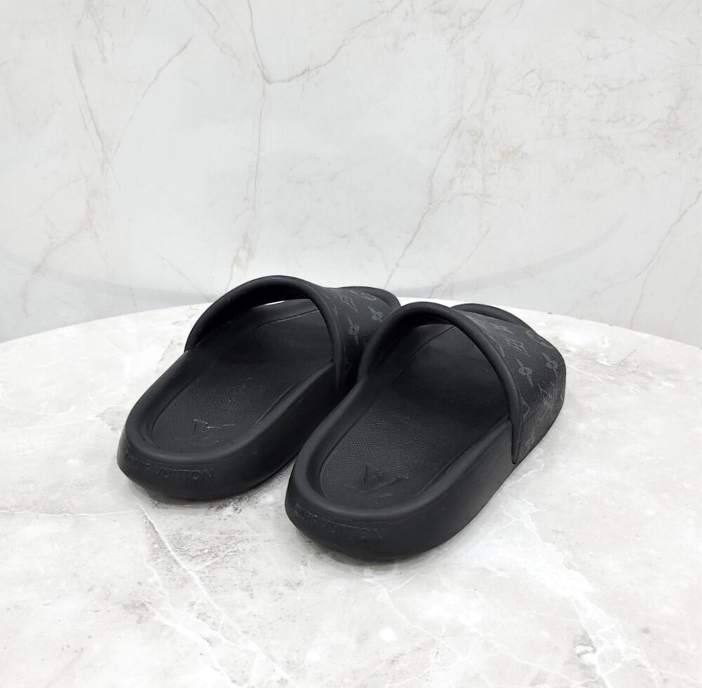 [럭스유] 6 / 루이비통 이클립스 워터프론트 뮬 슬리퍼 1AANNQ