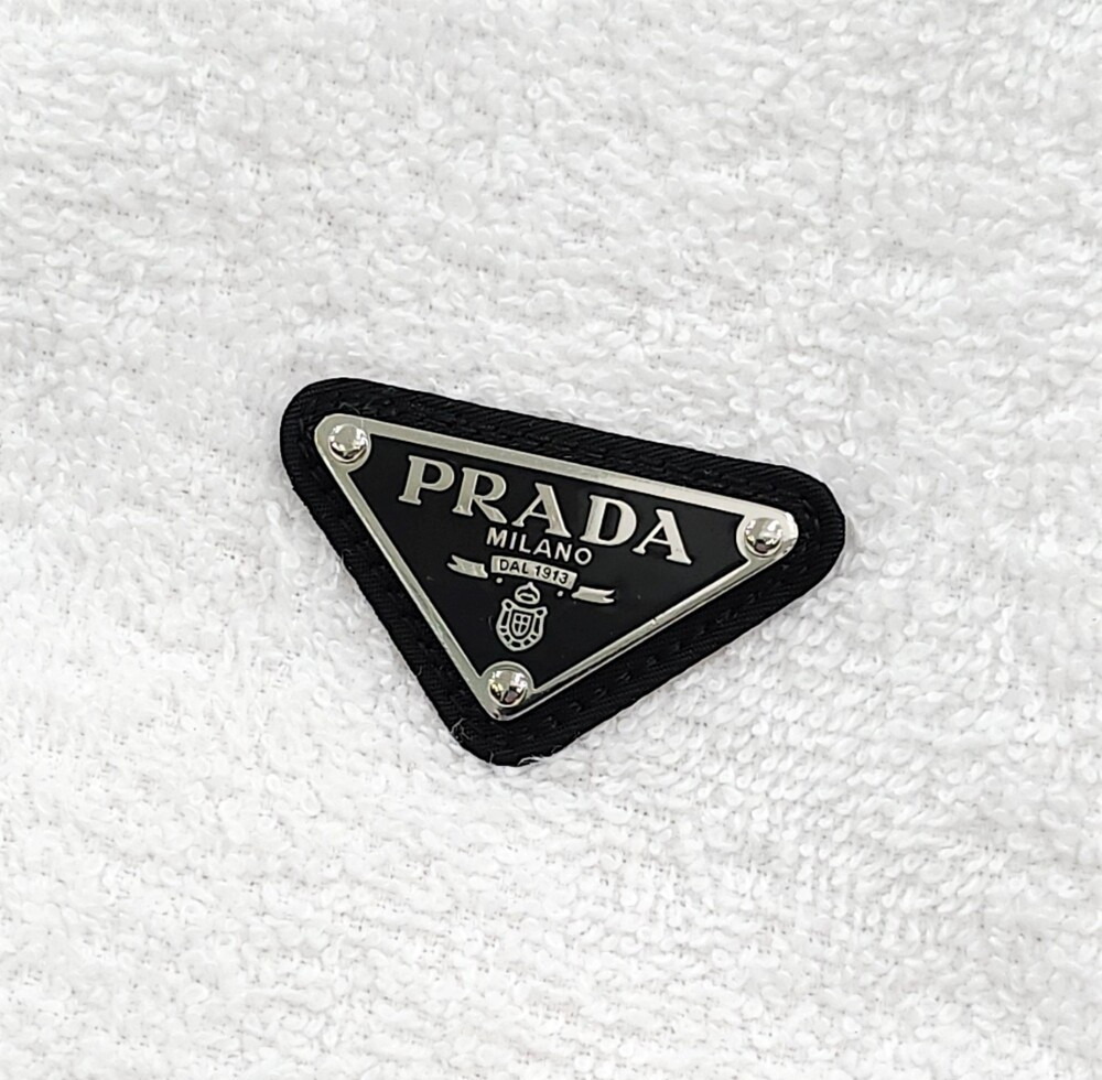 [럭스유] (새상품) 38 / 프라다 화이트 삼각로고 테리 후드 집업