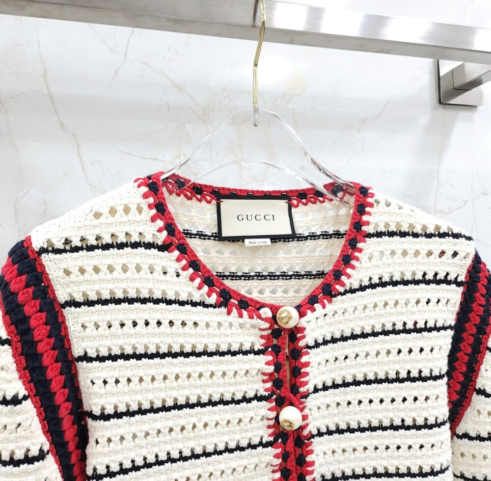 [럭스유] L / 구찌 스트라이프 진주 가디건