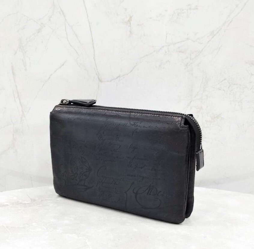 [럭스유] 벨루티 테르시오 스크리토 레더 파우치