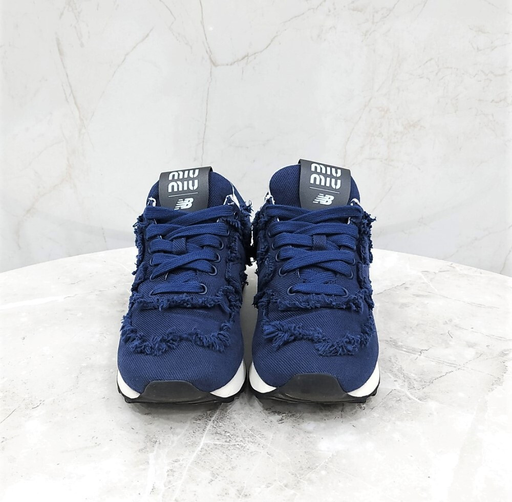 [럭스유] 36 / 미우미우 X 뉴발란스 574 스니커즈 로얄블루 5E765D