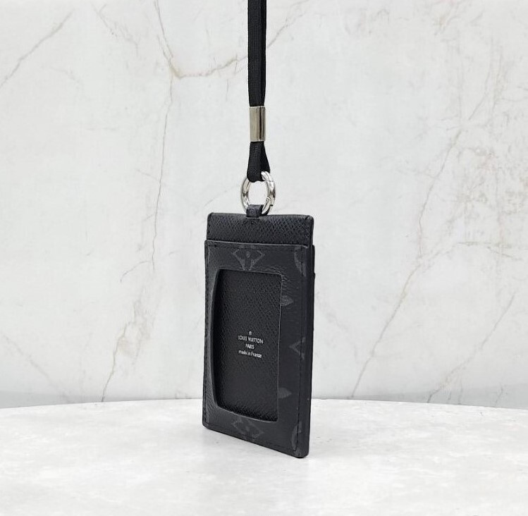 [럭스유] 루이비통 타이가라마 이클립스 카드홀더 스트랩 목걸이 M30763