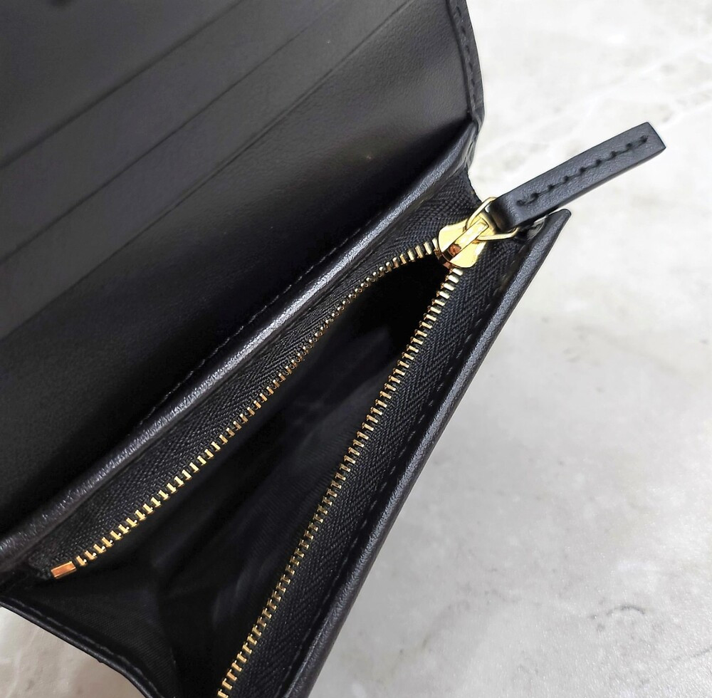 [럭스유] (새상품) 구찌 GG 마틀라세 레더 카드 지갑 723786