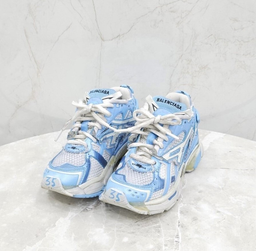 [럭스유] 35 / 발렌시아가 여성 블루 러너 스니커즈 677402