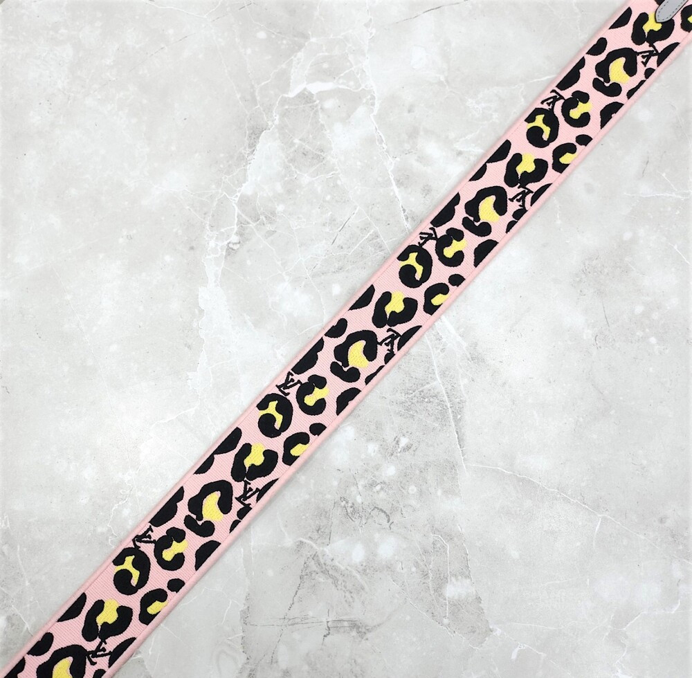 [럭스유] 루이비통 에피 트위스트 캡슐 컬렉션 스티치 크로스백 M58606