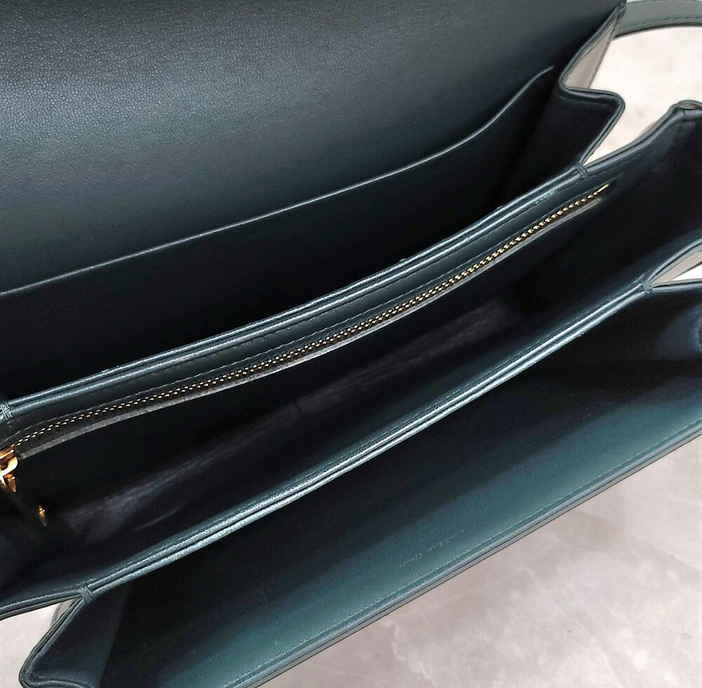 [럭스유] 셀린느 그린 클래식 트리옹프 숄더백 미디움 187363BF4