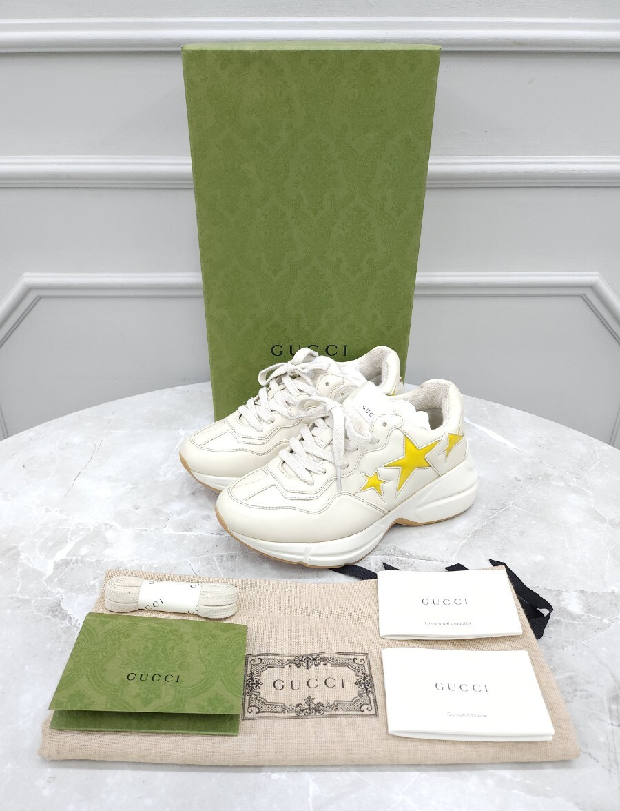 [럭스유] 34 / 구찌 스타패치 라이톤 스니커즈