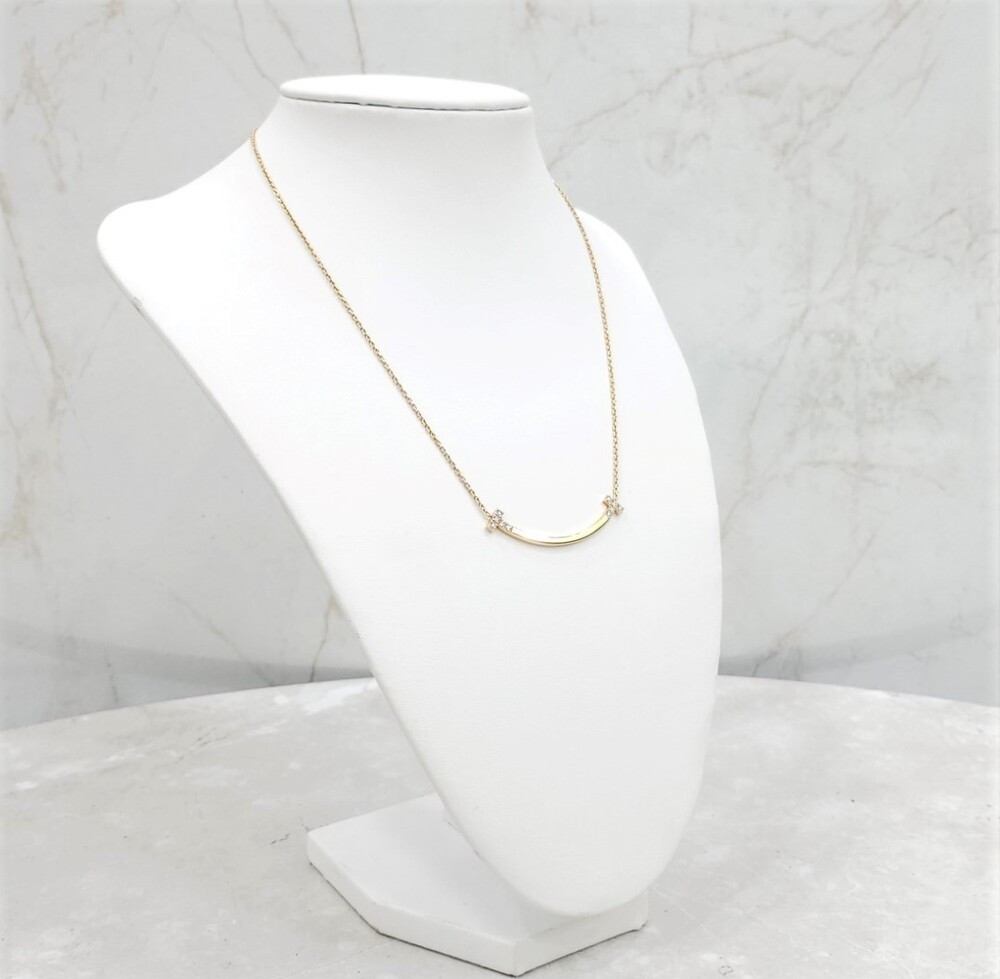 [럭스유] 티파니앤코 다이아 T 스마일 미디엄 펜던트 목걸이