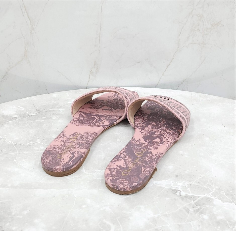 [럭스유] 38 / 디올 트왈드주이 디웨이 뮬 슬리퍼 KCQ209TJE