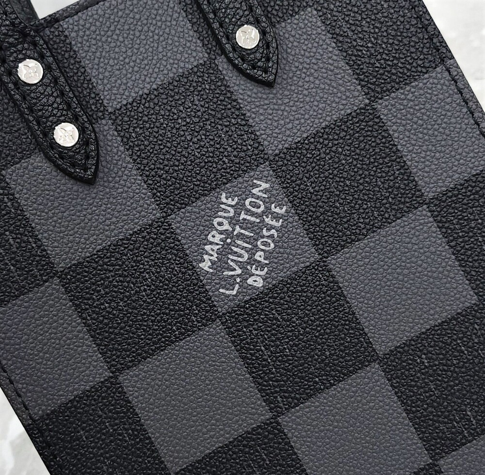 [럭스유] 루이비통 다미에 체커보드 삭플라 크로스백 XS N60479