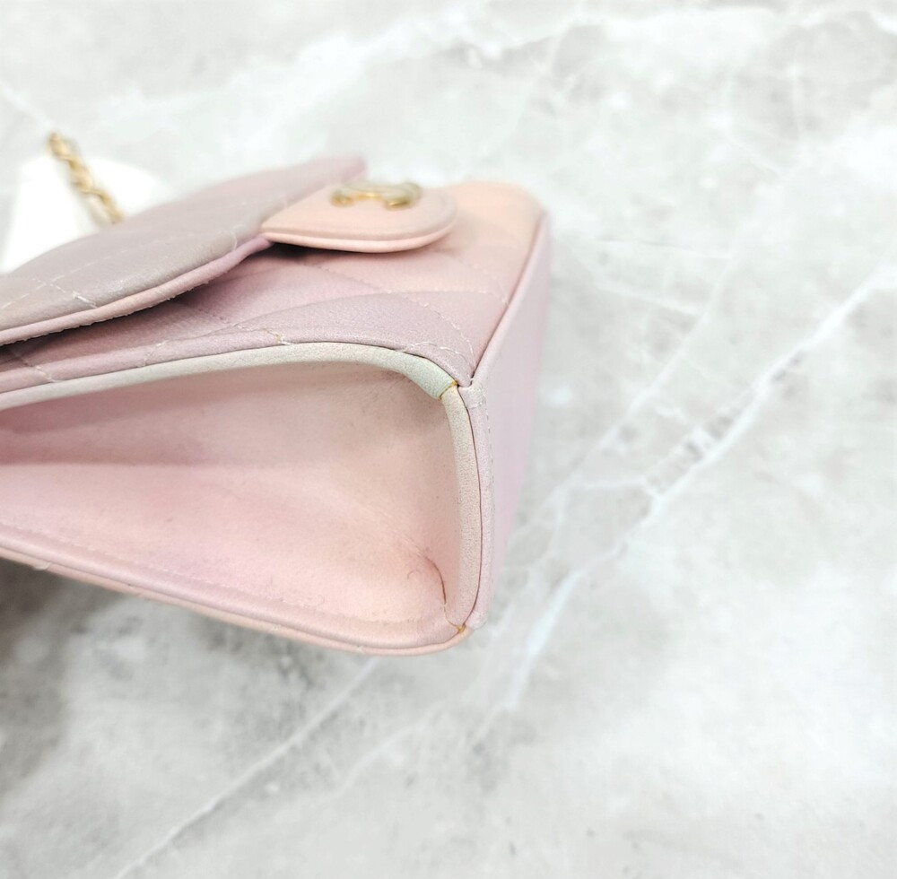 [럭스유] (새상품) 샤넬 탑핸들 체인 미니백 그라데이션 핑크 램스킨