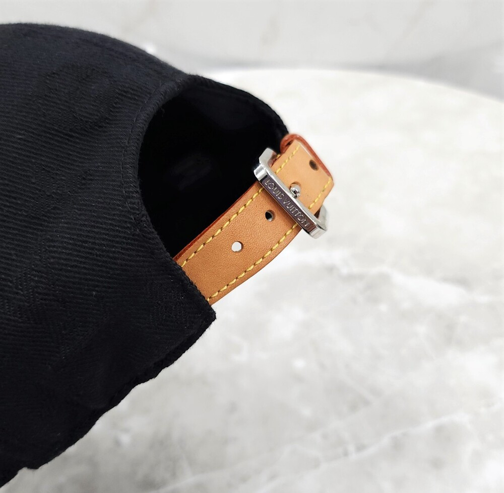 [럭스유] 루이비통 블랙 모노그램 데님 볼캡 60