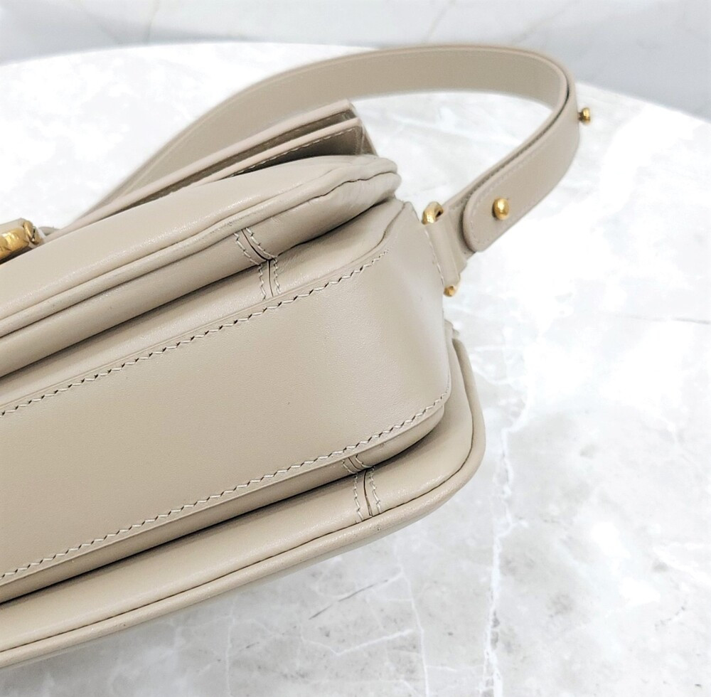 [럭스유] 발렌시아가 레이디 BB 플랩백