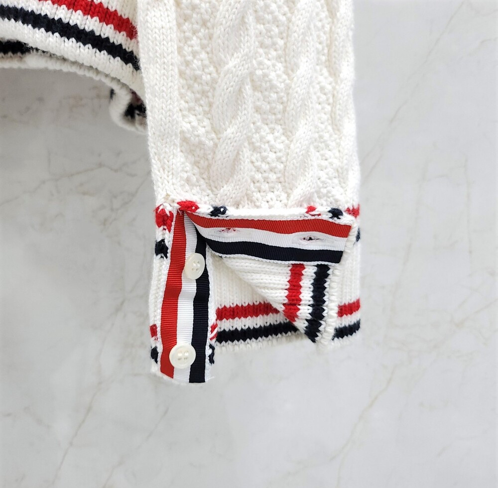 [럭스유] 4 / 톰브라운 삼선 헤리티지 케이블 가디건 화이트 MKJ066A