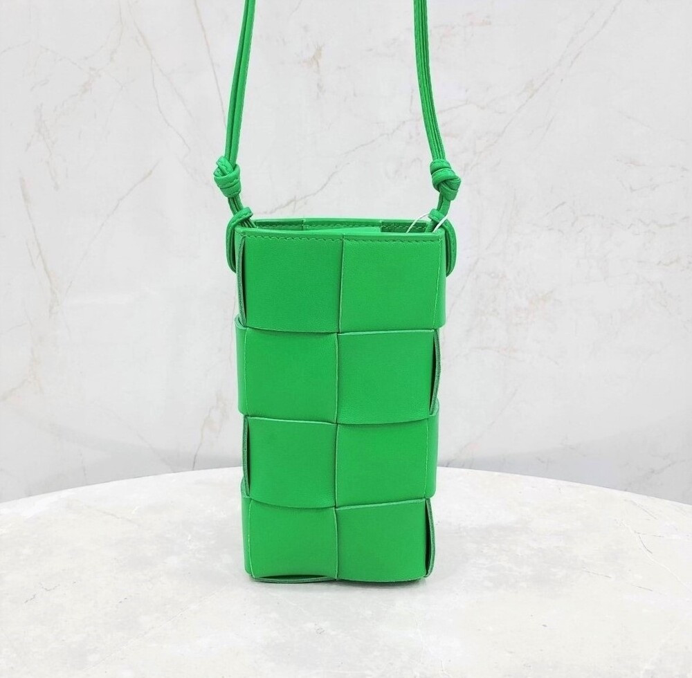 [럭스유] 보테가베네타 그린 인트레치아토 폰홀더 백