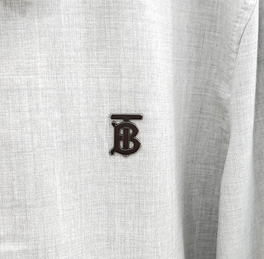 [럭스유] 52 / 버버리 그레이 TB로고 집업 자켓