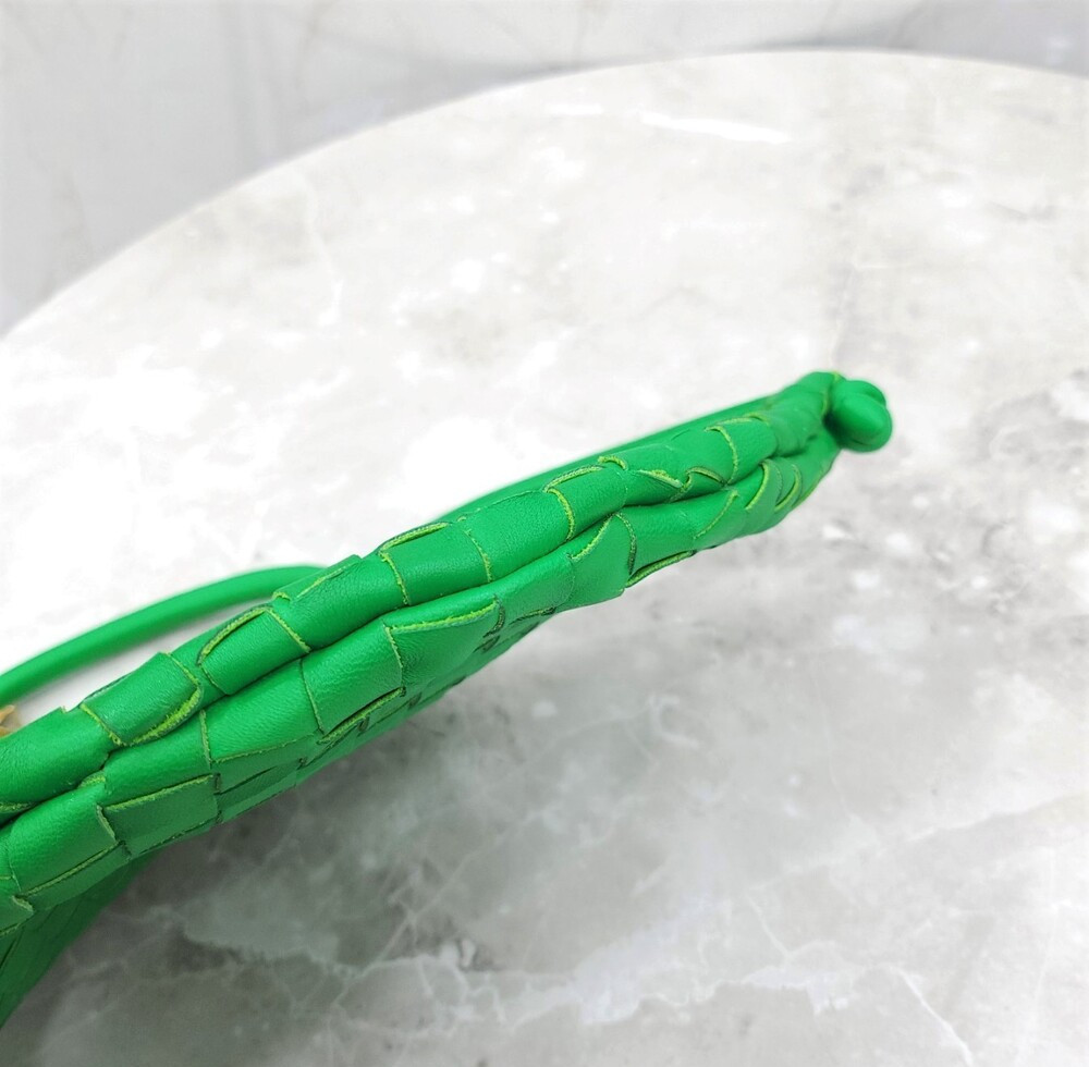 [럭스유] 보테가베네타 그린 미디엄 턴 파우치 숄더백 701024