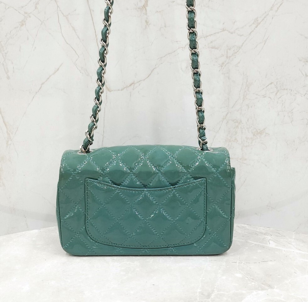 [럭스유] 샤넬 페이던트 클래식 뉴미니 숄더백 21번대