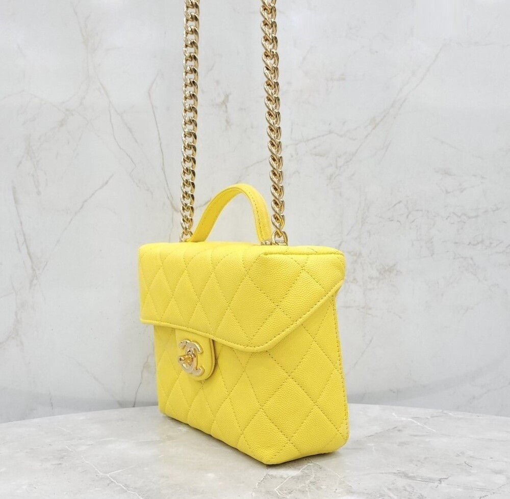 [럭스유] 샤넬 옐로우 코스메틱 케이스 탑핸들 숄더백 신형내장칩 AS3729