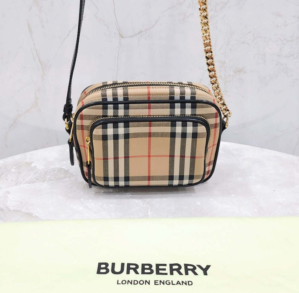 [럭스유] 버버리 빈티지 체크 미니 카메라 체인백 8015946