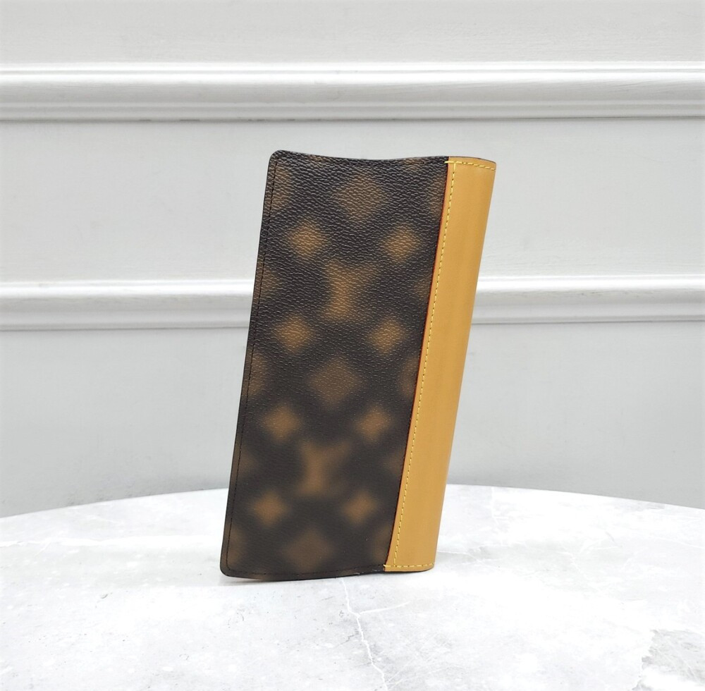 [럭스유] 루이비통 디스이즈낫 모노그램 브라짜 장지갑